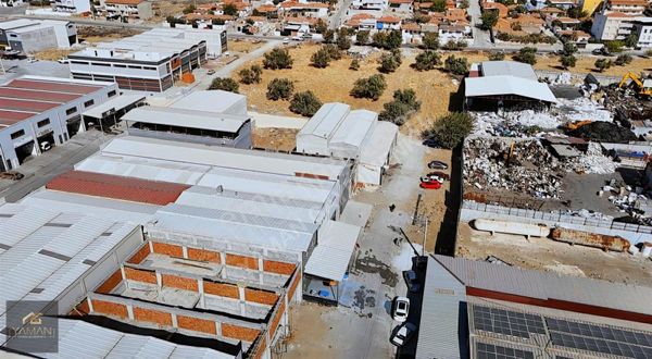 Akhisar Nuri Giyik Sanayi Sitesinde 481 M² Satılık Dükkan