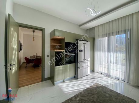 Narlıdere İzmir 35 Sitesinde Full Deniz Manzaralı 3+1 Daire