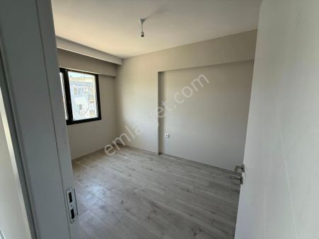 Satılık Daire – İsabeyli Mahallesi 1+1 Dogalgazlı Balkonlu