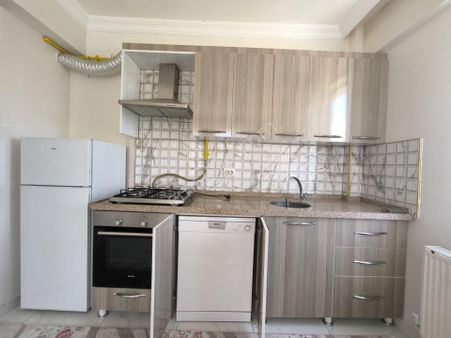 Bahçeşehir Mahallesinde 2+1 Eşyalı Kiralık Daire