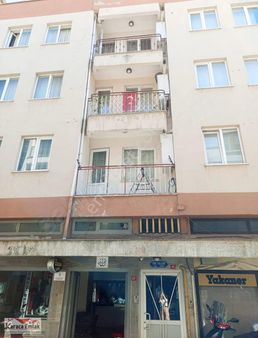 Balıkesir Merkezde Satılık Geniş, Kullanışlı 2+1 Daire Satılık