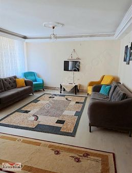 Çarşı Merkezinde Geniş Ferah Kullanışlı 2+1 Daire