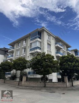 Afyon Özsu Emlak'tan Selçukluda Kiralık Eşyalı 1+1 Daire