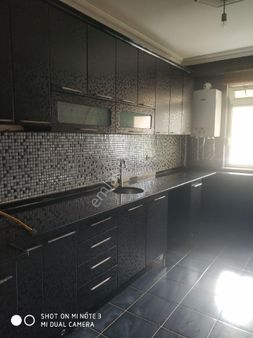 Perşembe Pazarı Mevki Kiralık 2+1 Ara Kat Asansörlü Balkonlu Daire