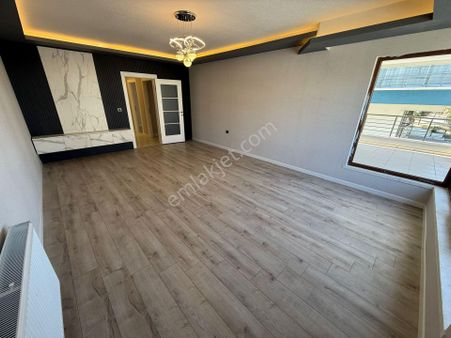 Uygun Fiyata Eşsiz Daire, Kaçırmayın, Ankara Yıldıztepe'de 3+1