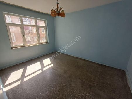 Satılık 2+1 Şehitlik Mah 41. Sok Çetin Apt Diyarbakır