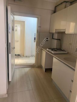 Recep Ümit'ten Şirintepe'de Anadolu Üniversitesi İçem Kapısı Yakını Asansörlü Kiralık 1+1 Daire