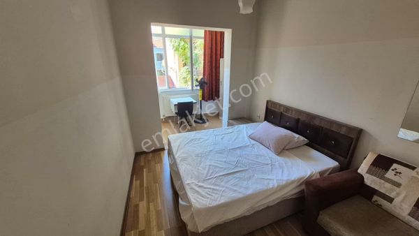 Beyoğlu Cihangir'de Full Eşyalı 3+1 Giriş Katı Kiralık Daire