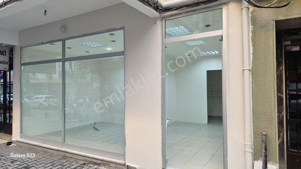 Secret House’dan Kırmızı Şebboy Sokak Üzeri Düz Giriş Dükkan