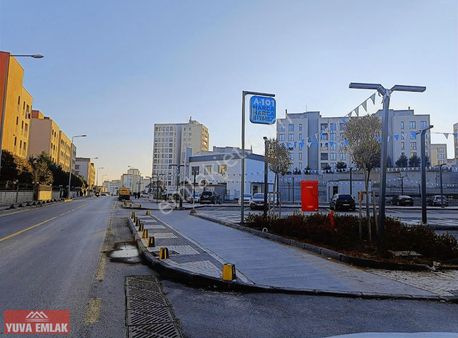 Kayaşehir 24.bölgede Cadde Üstü Kiralık Daire