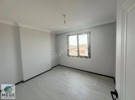 Megeden Kapaklı Yıldızkentte Satılık Daire