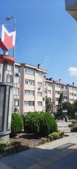 Bulgurlu'da Metro Çıkışında 2+1 Kiralık Daire