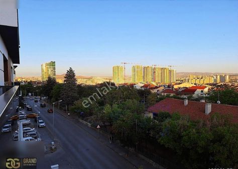 Biran Sk. Önü Açık, Asansörlü, 5+1 250 M² Teraslı Sıfır Dubleks