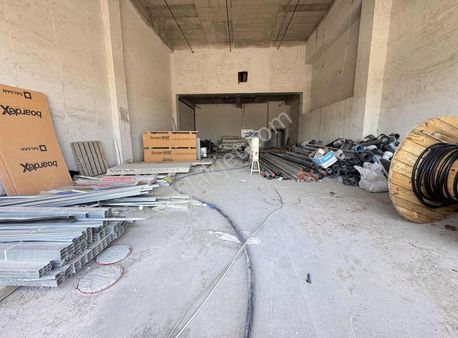 Konak İzka Merkez Yaşam Kdvli Kiralık Net 210m2 420m2 Dükkanlar