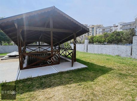 Bayraklı Trademark Tower'da 17.kat 3+1 Satılık