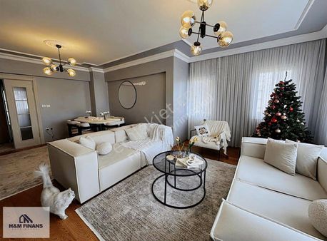 Ümraniye Adem Yavuz Mahallesinde Site İçi Satılık 3+1 Daire