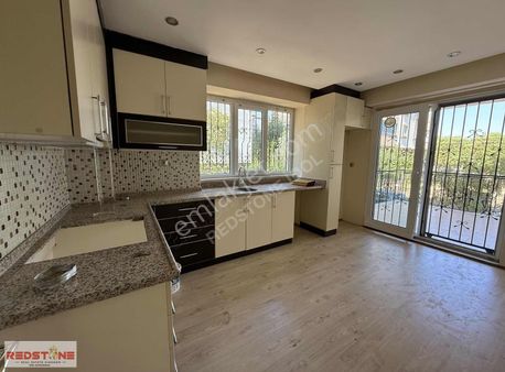 Redstone İdol Gayrimenkul 'den Selçukbeyde 3+1 Kiralık Daire