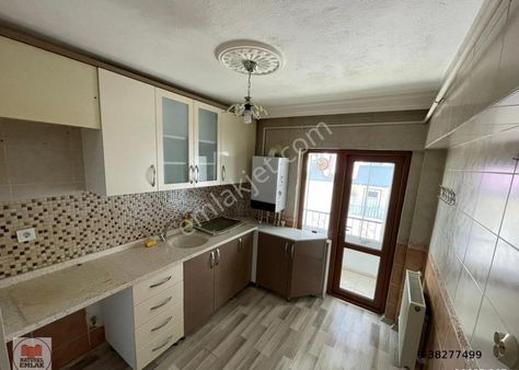 Naturel Emlak 3+1 Cadde Üzeri Yapılı Ön Cephe