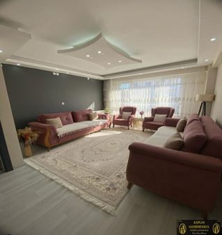 Kaplan Gayrimenkul’den Şirintepe Mahallesi'nde Rahman Cami Yakını 2+1 115 M² Satılık Daire