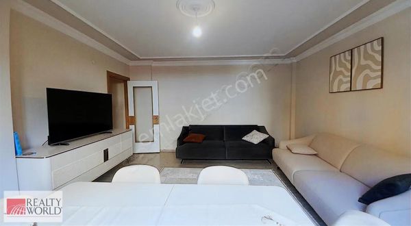 Umraniye Tepeustu Tavukçuyolunda 100 M2 Eşyalı 2+1