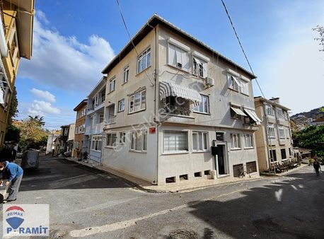 Heybeliada'da İskeleye Yakın Konumda Eşyalı 1+1 Daire