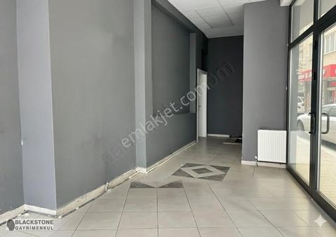 Sancaktepe Yenidoğan Caddeye Yakın Satılık 120 M2 Dükkan