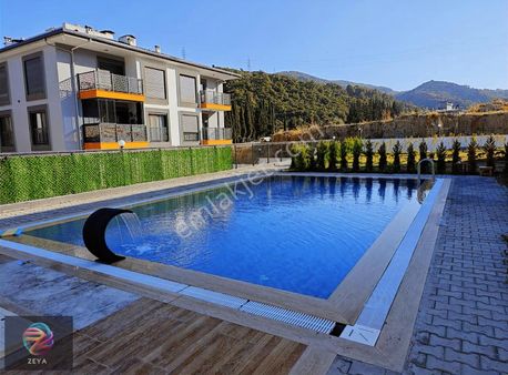 Satılık 3+1 Havuz Cepheli Daire Site İçinde, Yeni Yapı, Eşyalı