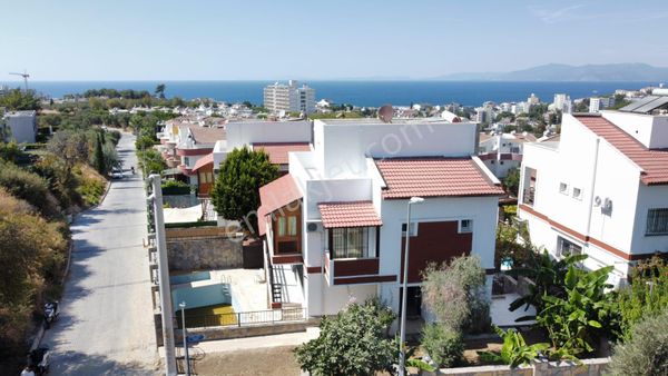 Kuşadası Kadınlar Denizinde Tek Müstakil Özel Havuzlu 6+2 Satılık Villa