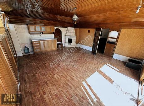 Parla Emlak'tan Selçuklu Mah. 5+1 / 160m2 / Çift Teraslı