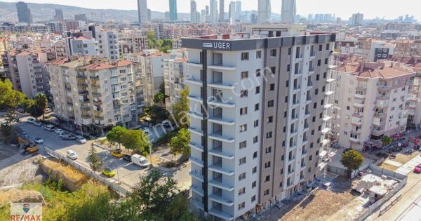 Manavkuyu Mahallesi Yüzbaşı İbrahim Hakkı Caddesi 3+1 Satılık