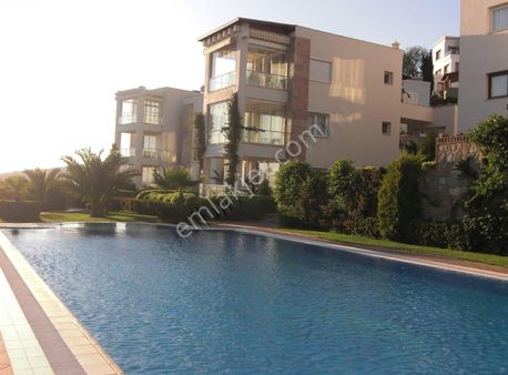 Panoramik Manzaralı Geniş Üst Kat Daire