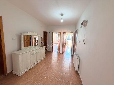 Sefaköy İnönü Mah Kiralık 2 + 1 5 Kat Lütfen Açıklamayı Okuyun