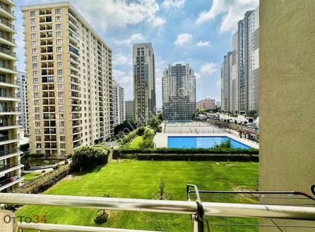 Otto 34'den 1+1 Innovıa 2'de Kısmi Mobilyalı Havuz Manzaralı