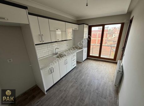 Pak Yapı'dan 3+1 Ön Cephe Edremit Tuzcumurat Mah.satılık Daire