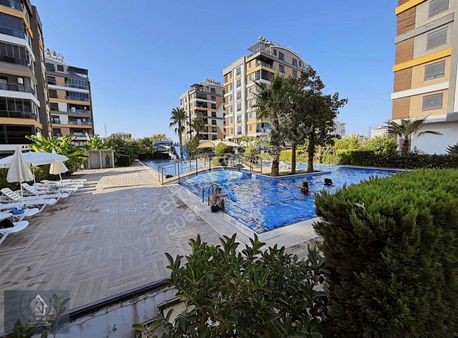 Fevzi Çakmak'da Çok Geniş Katta Aquaparklı 3+1 165m2 Lüx Daire