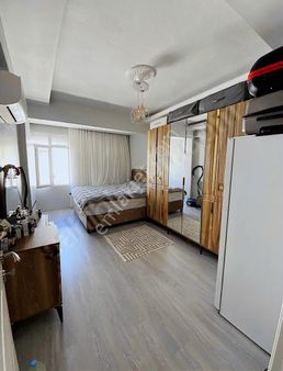 Aşağı Pazarcı Mahallesi'nde 2 + 1 Üçüncü Kat Dairemiz Satılıktır