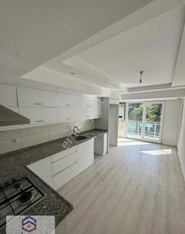 Şahin Emlaktan Denizli Acıpayam Çarşı Merkezinde Satılık 3+1 150 M² Daire