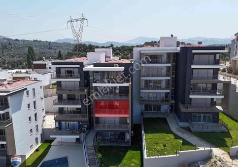 Next Level Sitesi 4. Etap'ta Önü Açık Geniş 3+1 Daire