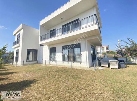 Manavgat'ın En Elit Mahallesinde Satılık Lüks Villa
