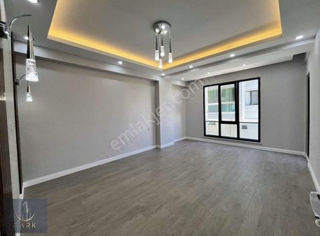 Yıldızkent'te Satılık Ara Kat Ön Cephe Ultra Lüks 2+1