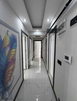 Otoparklı Lüks 3+1 Teras Balkonlu Yüksek Giriş Daire