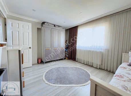 Yeditepe Üniversitesi Karşısı Masrafsız Yatırımlık Balkonlu 2+1