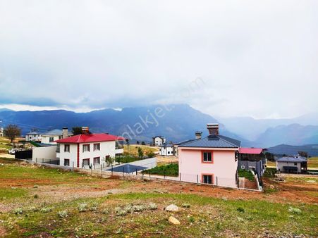 Pozantı Kar Emlakta Yeni Konacık Bozkırlı Mevkinde 420 M2 Arsa