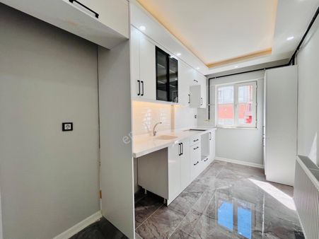 Utku Mh. 3+1 Arakat Fullüks Daire