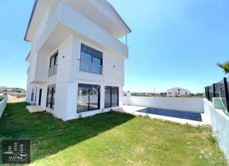 Kemerağzı Oteller Bölgesinde5+1hamam Saunalı Sıfır Satılık Villa