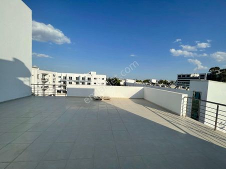 Ortaköyd E Kiralık 2+1 Pethouse Daire