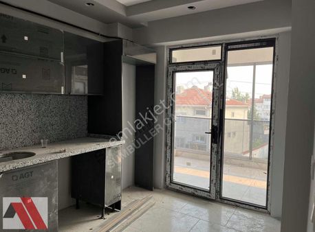 Sümbüller'den Bahçeli Nizam Ö.garajlı Park Manzaralı Modern 2+1