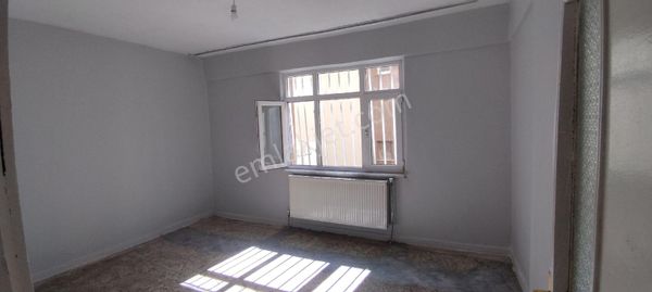 Zzşitil Eölaktan Kiralik Yenişehir Ofiste Kirwlik Daire