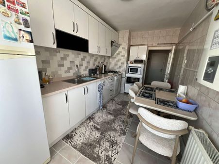 Torun'dan Geniş Yapılı 3+1 Fırsat Daire