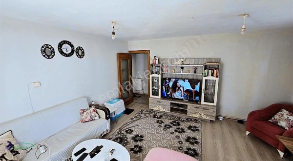 Bayraklı Manavkuyu Armağan Sitesi'nde Satılık 3+1 Daire